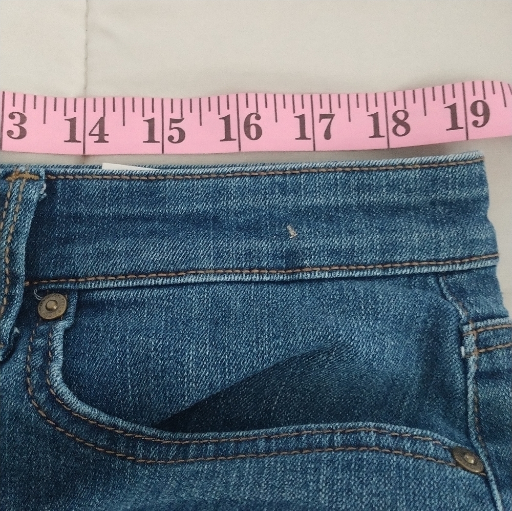 Style & Co Skimmer Shorts Medium Wash Jeans Shorts 16 - Picture 5 of 7